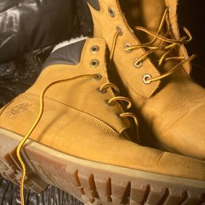 Used Women’s Timberland boots